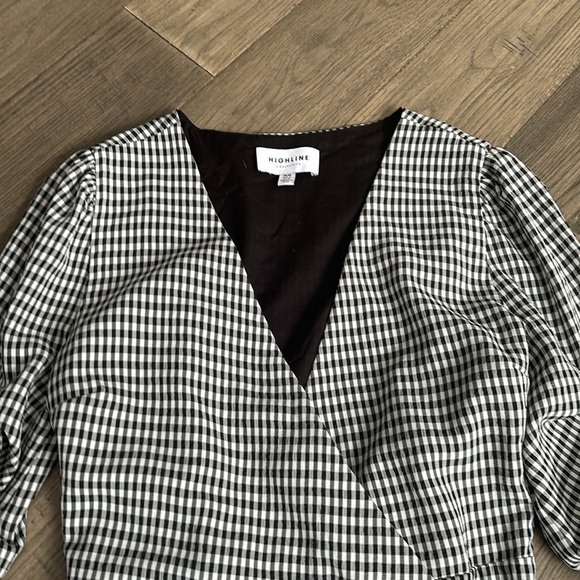 🔥Highline Collective🔥 | Black and white gingham puff sleeve wrap dress - Picture 7 of 16